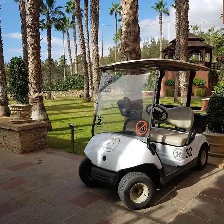 מלון Madrigueras Golf & - Adults Only 5*