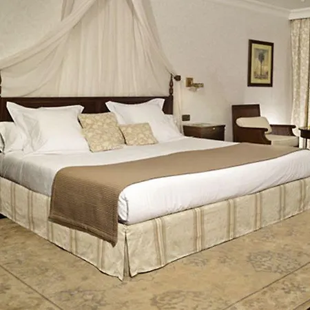 מלון Madrigueras Golf & - Adults Only