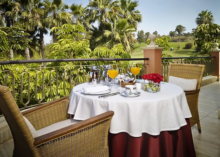 Madrigueras Golf & - Adults Only ホテル